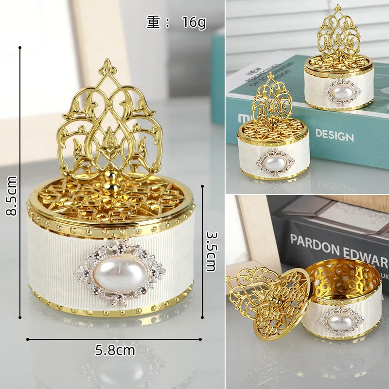 Elegant European Wedding Party Moon Baby Celebration Gold Wedding Candy Box Tower Bead Decorated Storage Box Packaging Sugar Box