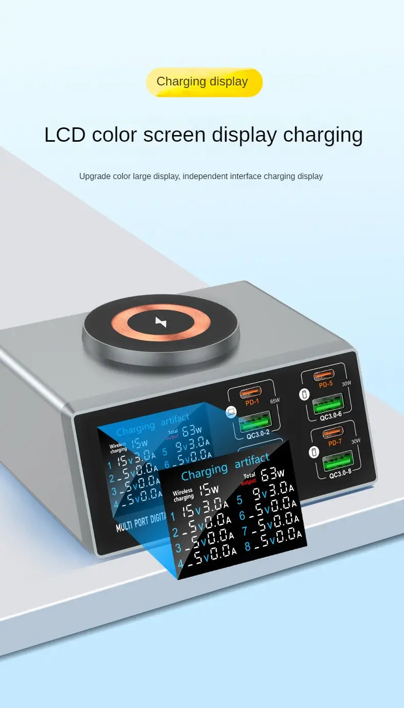 Cargador de escritorio de carga rápida multifunción metálico plateado con almohadilla de carga inalámbrica circular y pantalla LCD a color que muestra diversas salidas de puertos USB; admite protocolos de carga rápida.