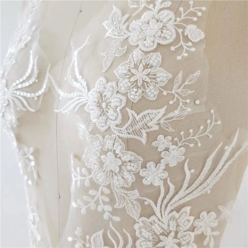 1 Pair of White Wedding Dress Decorations Decorated With White Lace Flowers 38*18cm