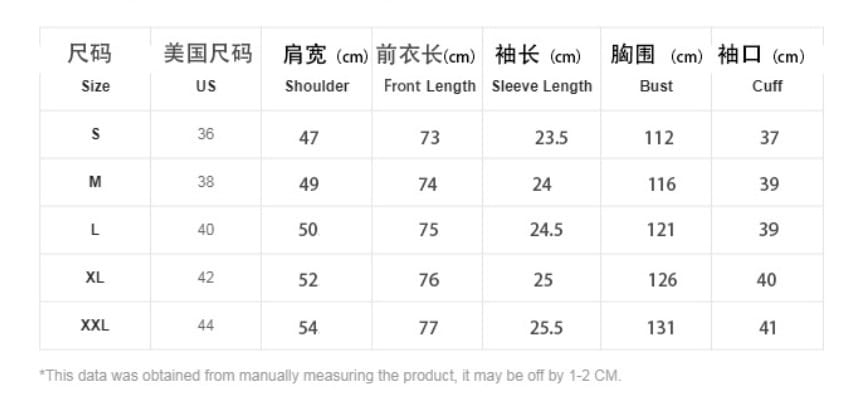 Tableau des tailles pour une blouse pour femme à manches courtes : mesures en centimètres, de la taille S à XXL, présenté pour des chemises pour hommes style mode, pour la plage, usage décontracté.