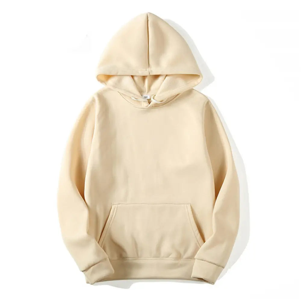 Sudadera con capucha de algodón suave color crema, con bolsillo frontal y capucha ajustable con cordones, presentada en un producto de sudadera con capucha oversize negra lisa para hombre.