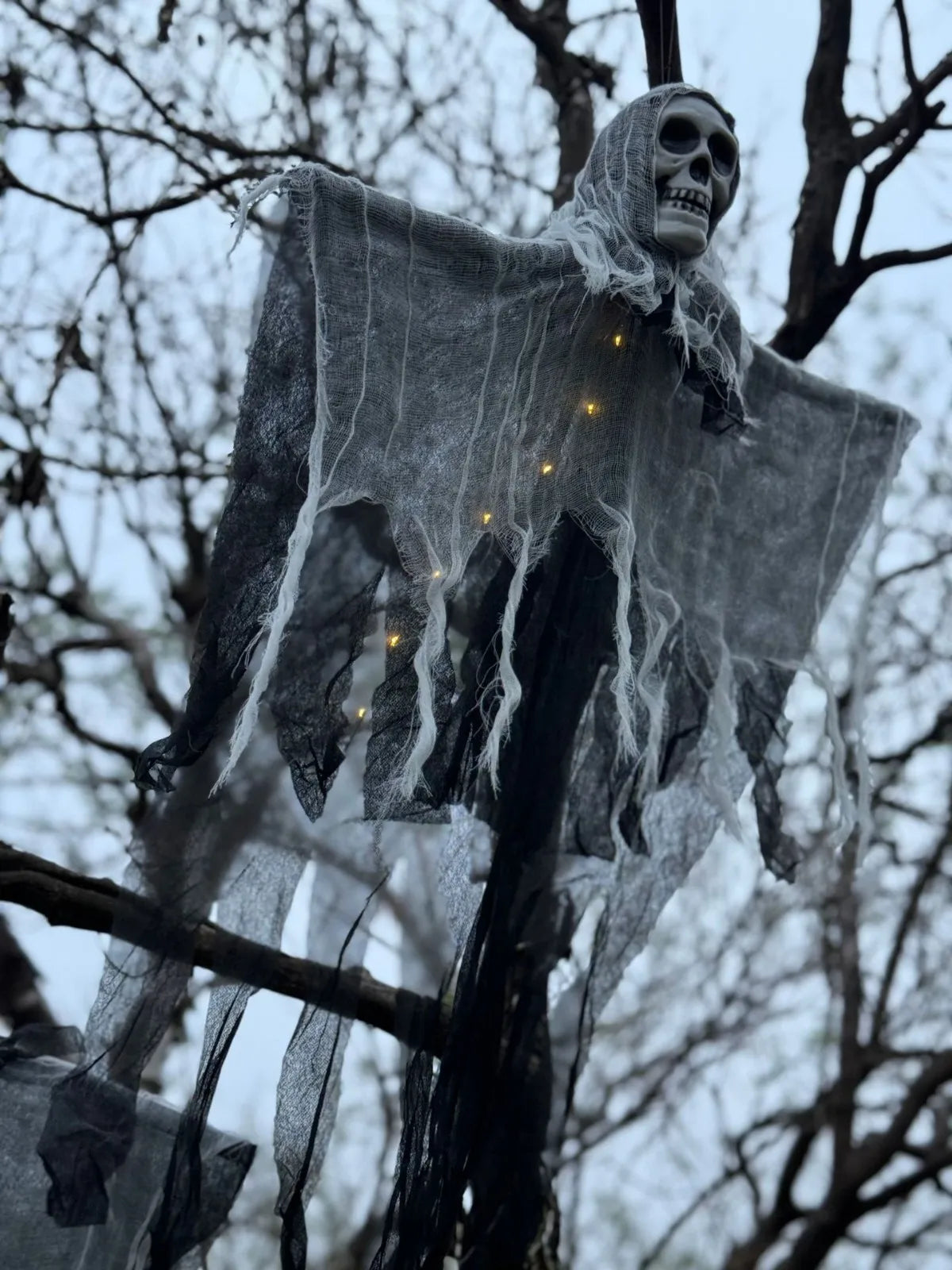 Halloween Glowing Skull Skeleton Gauze Hanging Ghost Home Outdoor Garden Decoration Halloween Party Horror Ghost Props 2026