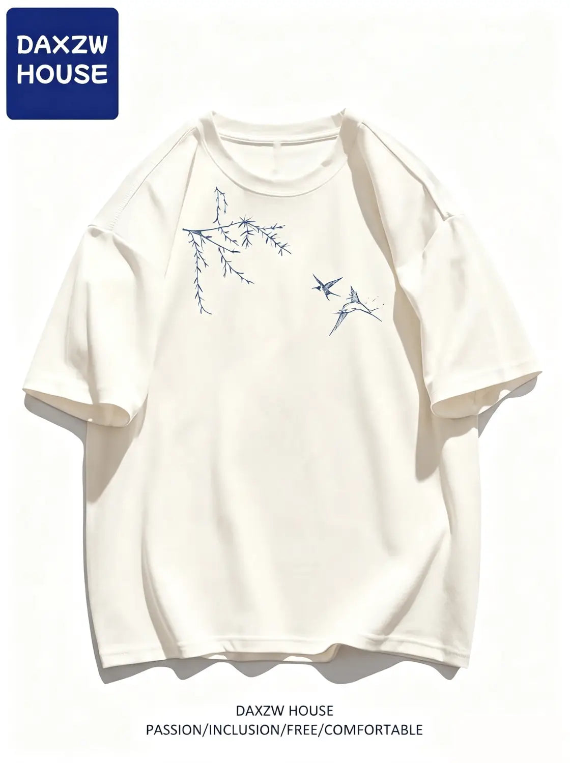 Camiseta daxzw de color marfil oversize de algodón con delicadas ramas bordadas en azul marino y pájaros elaborados en algodón, con ajuste oversize.