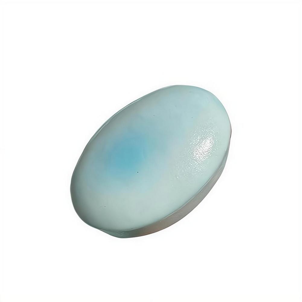 Una barra ovalada y suave con forma alargada, de color azul claro, para aliviar el estrés, en forma de pastel de queso lento esponjoso y blando, con un gradiente sutil hacia un azul más profundo en su centro.