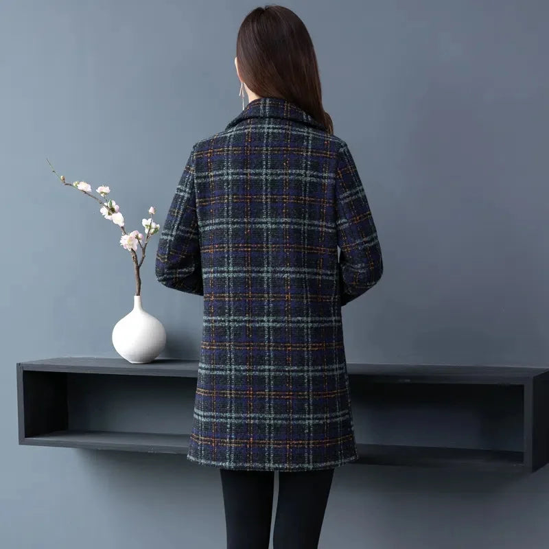 Women Woolen Coat Autumn Winter Thicke Plaid Wool Blended Jacket Large Size Mother Clothes Female Long-Sleeved Outwear