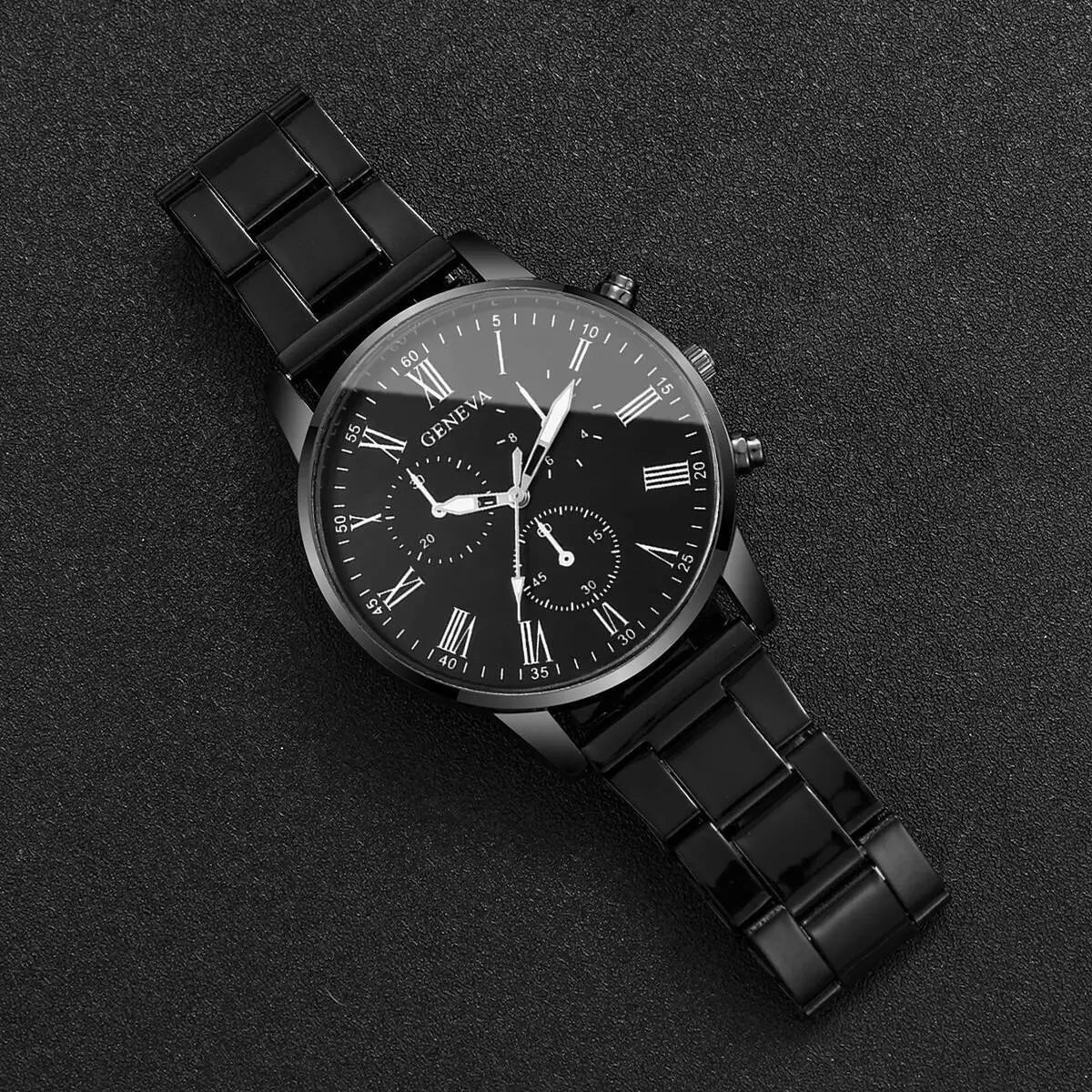 Montre chronographe à quartz Genève noire avec bracelet métallique en acier inoxydable élégant et cadran à chiffres romains.