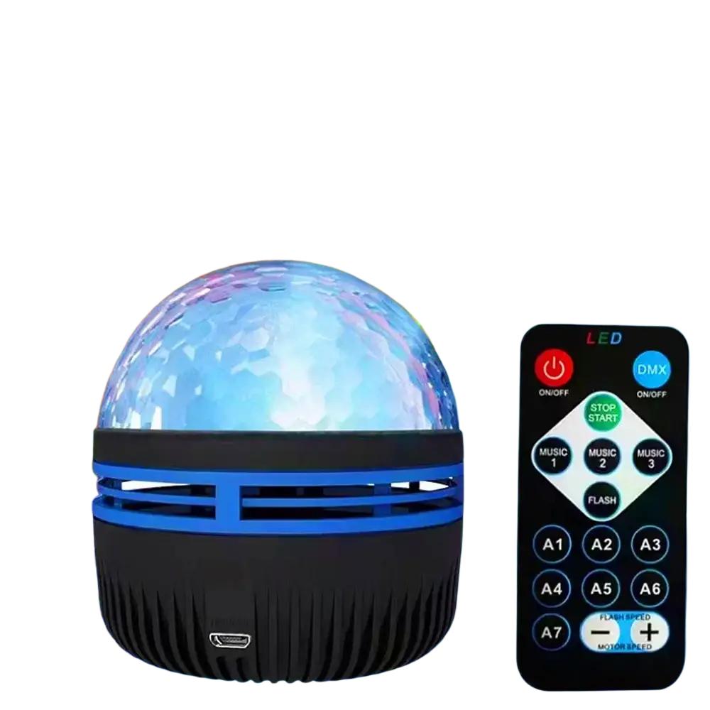 ein blauer und schwarzer rotierender Nordlichter-Projektor-LED-Disco-Ball-Lautsprecher mit Fernbedienung, von einem vorderen Blickwinkel gezeigt, mit Lichteffekten