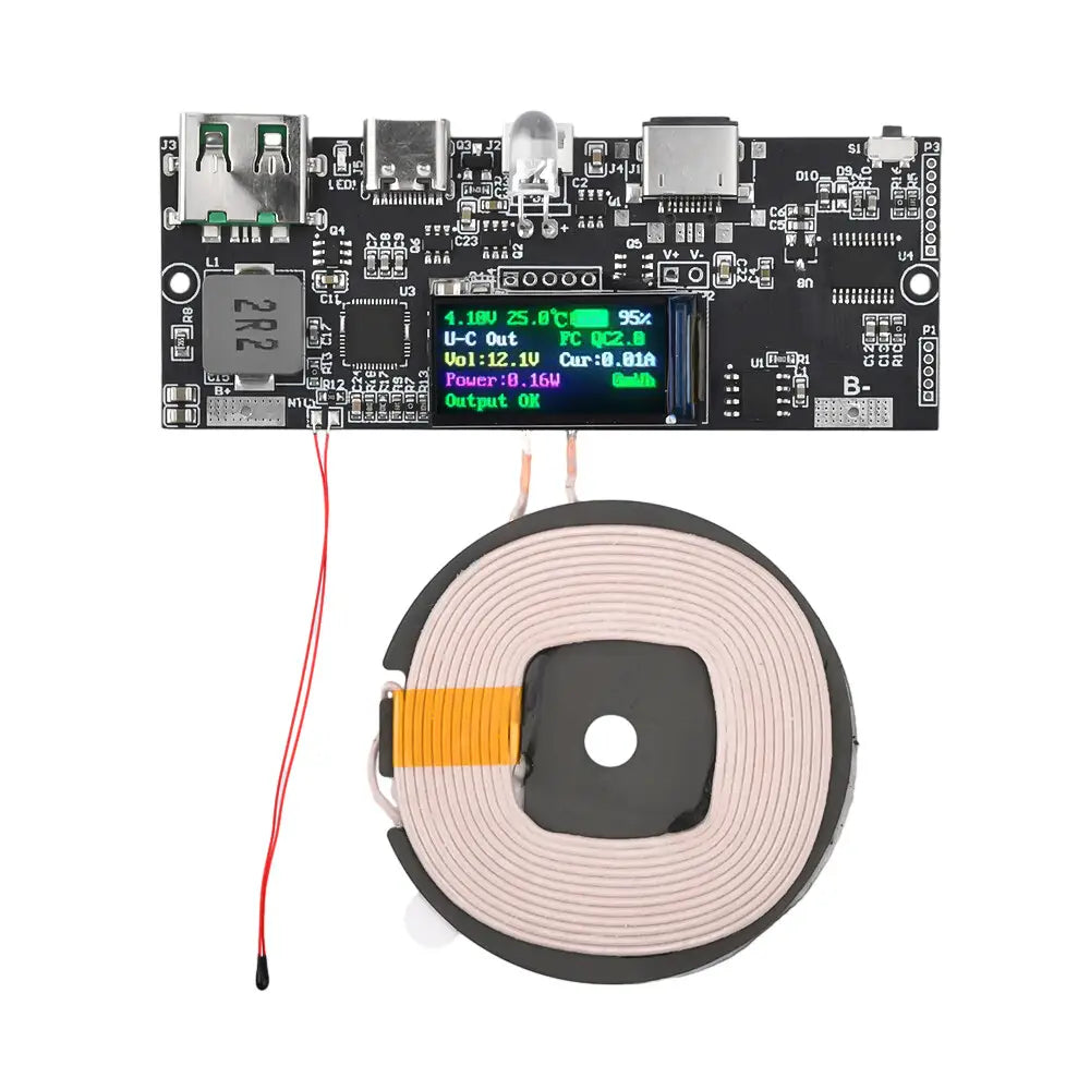 Carte de charge sans fil noire avec bobine circulaire et affichage LCD indiquant la tension, la température et l’état de la batterie pour un module de charge sans fil rapide de 22,5 W avec affichage LCD, intégrant une prise en charge de la sortie pour une distribution de puissance efficace.