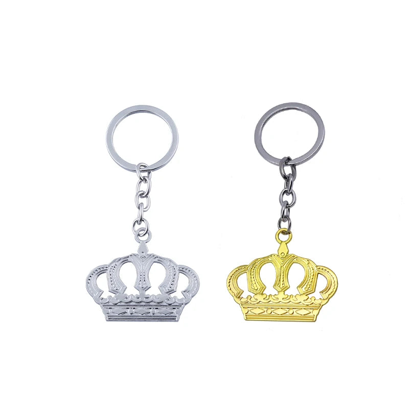 Car Keychain with Metal Crown Pattern Keychain Pendant Mini Crown Model Keychain Personalized and Creative Keychain