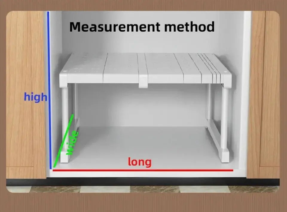 Organisateur d’armoire en plastique blanc avec rack de rangement à dessus à lattes et pieds réglables, pour des étagères empilables et l’organisation des vêtements.