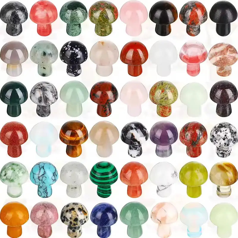 Una colección de figuras de hongos pulidos elaboradas con cabujones de piedra natural en varios colores y patrones vibrantes para la decoración de mini jardines.