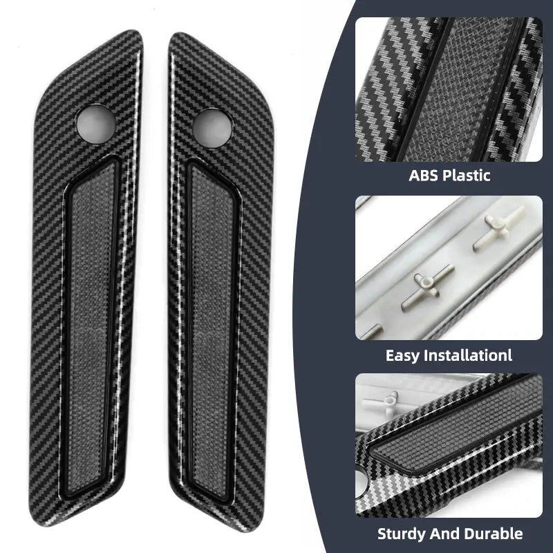 Cubierta de pestillo de alforja de ABS negra tipo fibra de carbono con textura para Harley Touring de 2014 en adelante mostrada desde el lado posterior