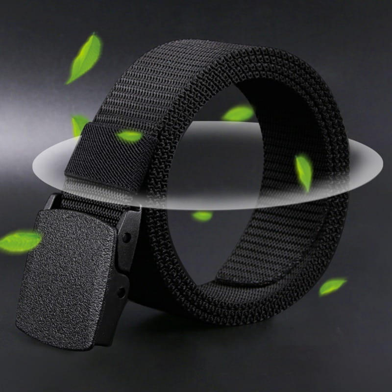 Ceinture tactique en nylon noir avec boucle en plastique mat texturé et sangle tissée, longueur 120 cm.