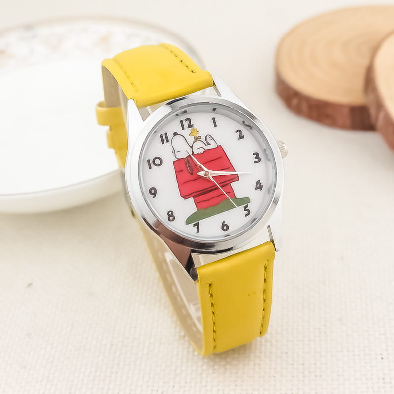 yellow leather strap snoopy quartz watch with a white face featuring snoopy in his red doghouse cartoon leather wristwatch