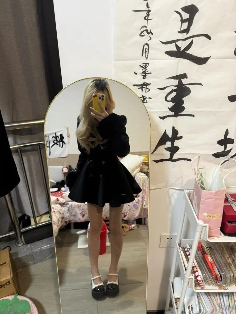 Winter French Hepburn Black Fur Collar Woolen Coat Women Vintage Blends Slim Mid-length Outwear Elegant Lolita Warm Outfits 2025