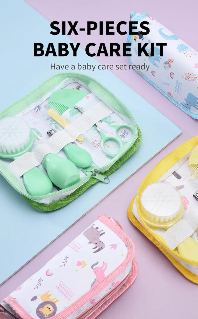 Minzgrünes Kunststoff-Baby-Pflegeset und Gesundheitsset mit weichen Silikonwerkzeugen und Reißverschluss für die Säuglingspflege.