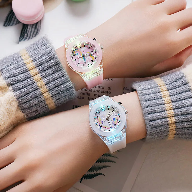 UTHAI C22 Kids's Watch Watches Glow at Night Quartz DIGITAL CLOCK Silicone Band Cute Girls Primary School