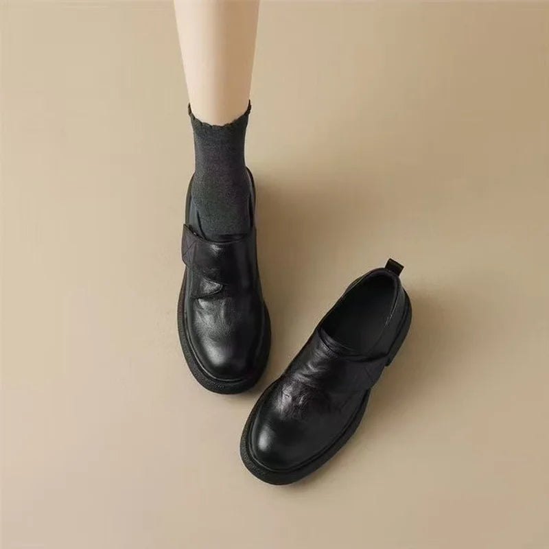 2026 New Women Leather Loafers Round Toe Buckle Flat Shoes Black Tonal Cushioned Non Slip Soft Sole Comfortable Daily Wear