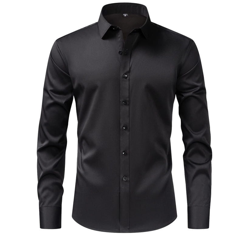 Chemise habillée sans repassage pour homme en finition satin noire, avec un col classique et une patte boutonnée, conçue pour la grande taille.
