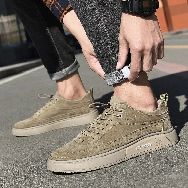 Men Shoes Leather Loafers Luxury Breathable Slip-on Flat Shoes Solid Color Non-slip Casual Shoes Outdoor Soft Sole Men Sneakers