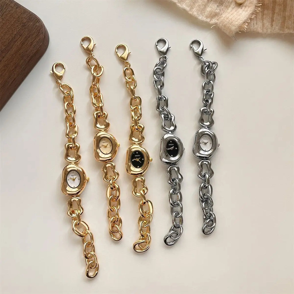 New Personalized Ladies Vintage Wristwatches for Female Girl Student Cute Jewelry Bracelet Cool Women Watches with Special Shape