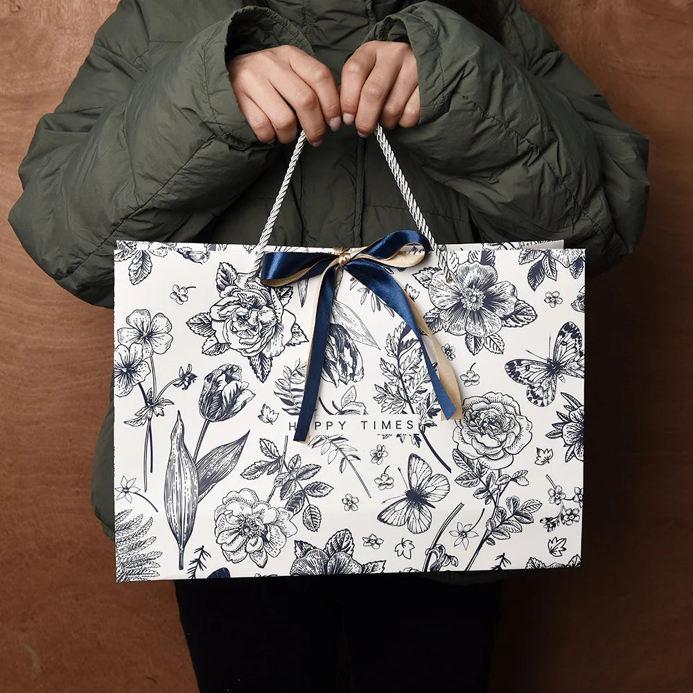 New Gift Bags Mother's Day Gift Wrapping Bags Floral Paper Bags Tote Bags Birthday Paper Bags Premium Gift Bags with Ribbon