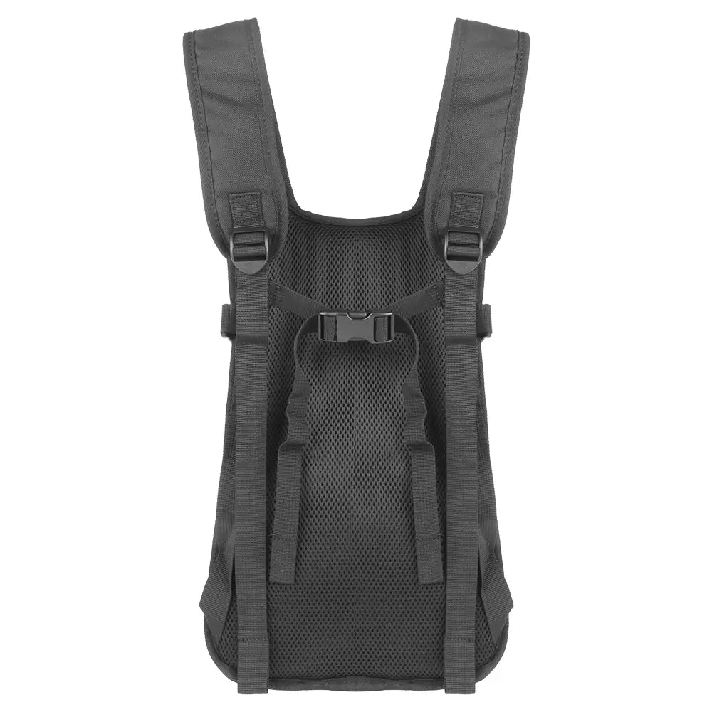 Mochila táctica negra para portamascotas para motocicleta para Suzuki V-Strom, con panel trasero de malla y correas ajustables para los hombros, mostrada desde el lado posterior.
