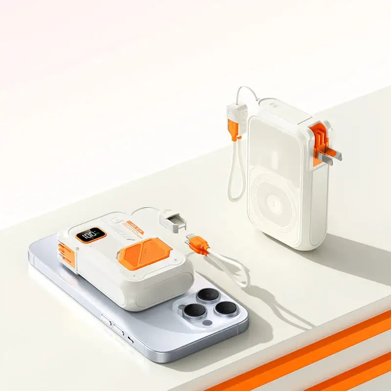 Weißer und orangefarbener Powerbank 20000 mAh 22,5 W kabelloses tragbares Energiespeicher-Ladegerät mit digitaler Anzeige, Netzadapter-Stecker und USB-Kabel für bequemes Laden unterwegs
