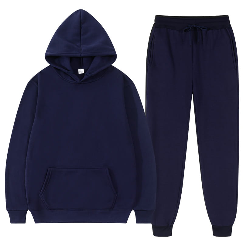 Ensemble décontracté sweat à capuche et jogging en molleton pour homme bleu marine, fabriqué dans un matériau doux en molleton, adapté à un port décontracté confortable.