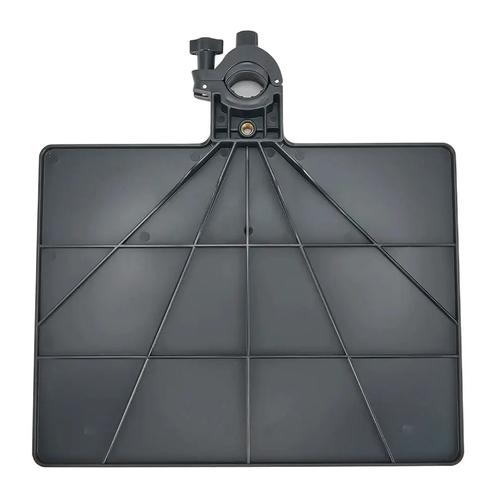 Support de canne à pêche pliable en plastique noir, avec mécanisme de serrage en partie supérieure, présenté comme faisant partie d’un plateau de support de microphone avec accessoire de support pour téléphone.