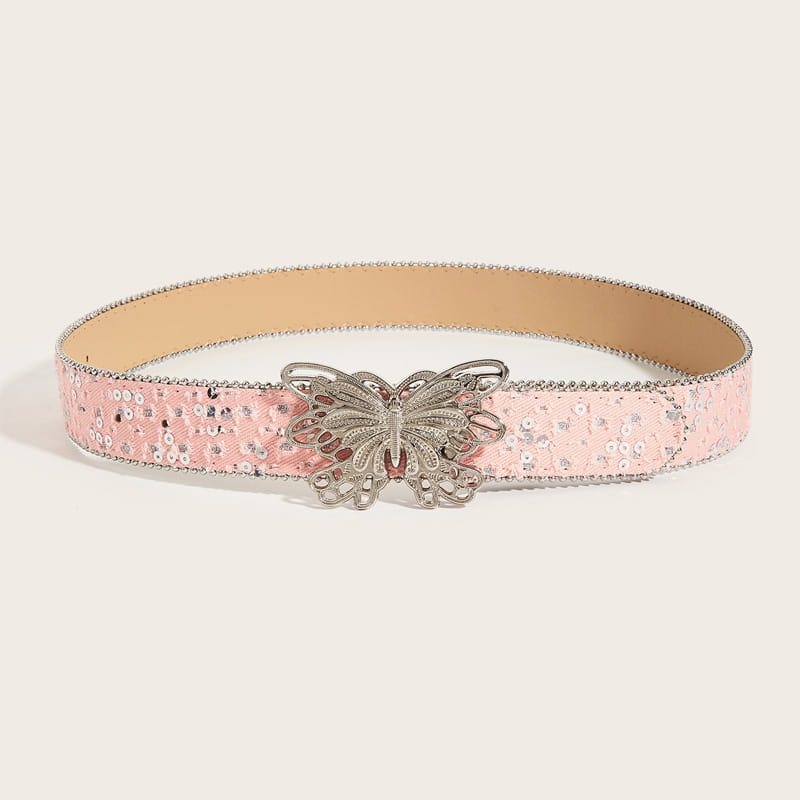 Vue de face d’une ceinture en cuir papillon y2k à sequins rose avec boucle papillon argentée.