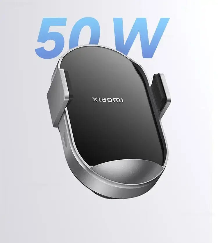 El cargador inalámbrico para coche Xiaomi de 50 W en negro y plata presenta un diseño elegante y moderno para un montaje rápido.