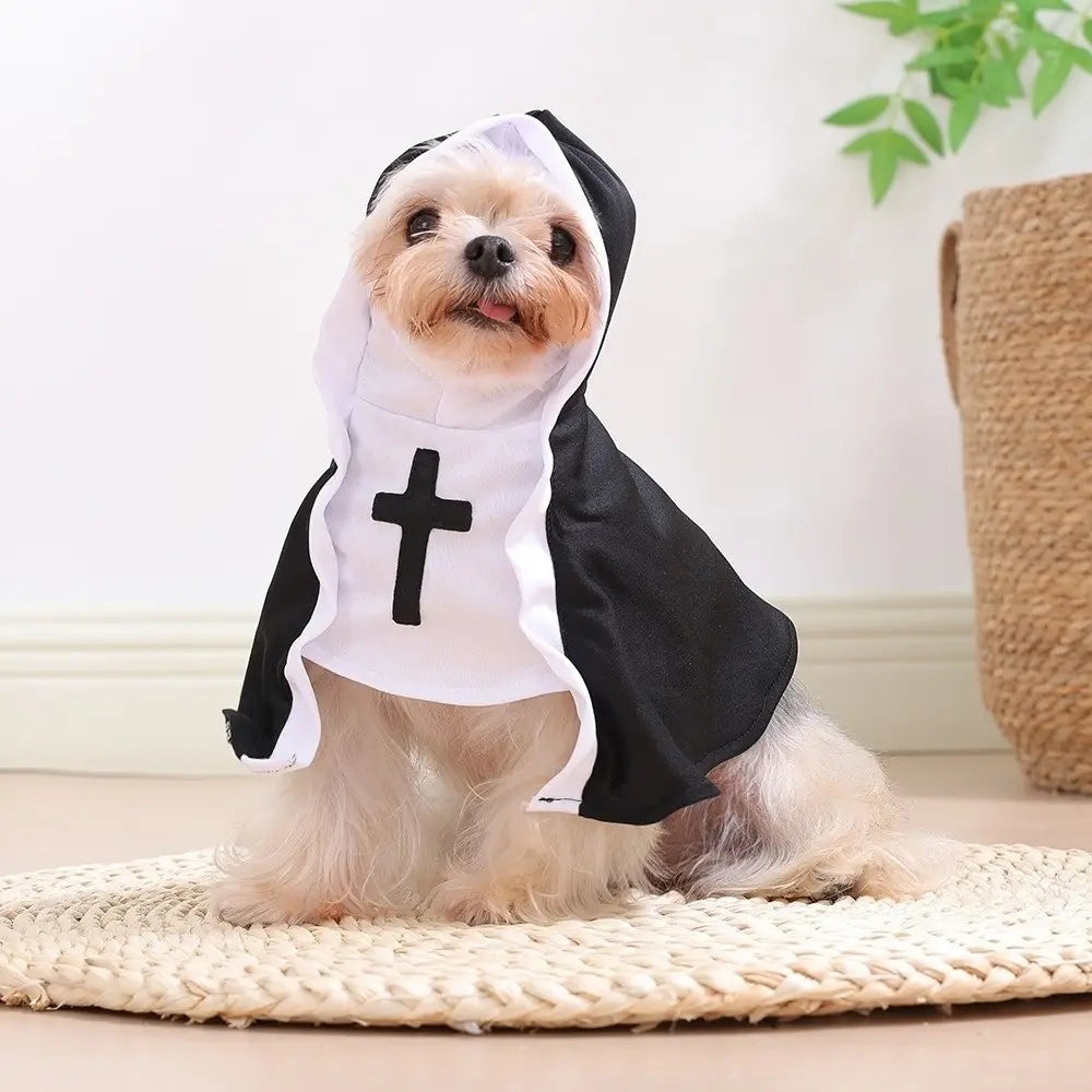 Disfraz de monja con capucha para perro y gato mascota en blanco y negro hecho de fibra de poliéster, con un emblema de cruz en el lado posterior.