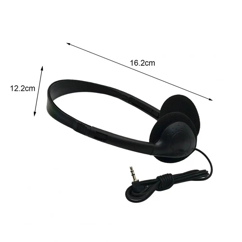 Casque de jeu filaire noir avec réduction du bruit, coussinets d’oreille supra-auriculaires rembourrés et câble audio en spirale avec fiche de type 3,5 mm, pour un confort et une connectivité améliorés.