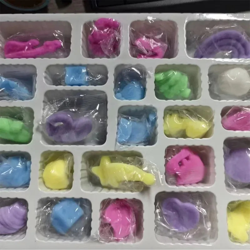 Christmas countdown calendar: 24-day surprise series, small tactile gift boxes suitable for children and adults,