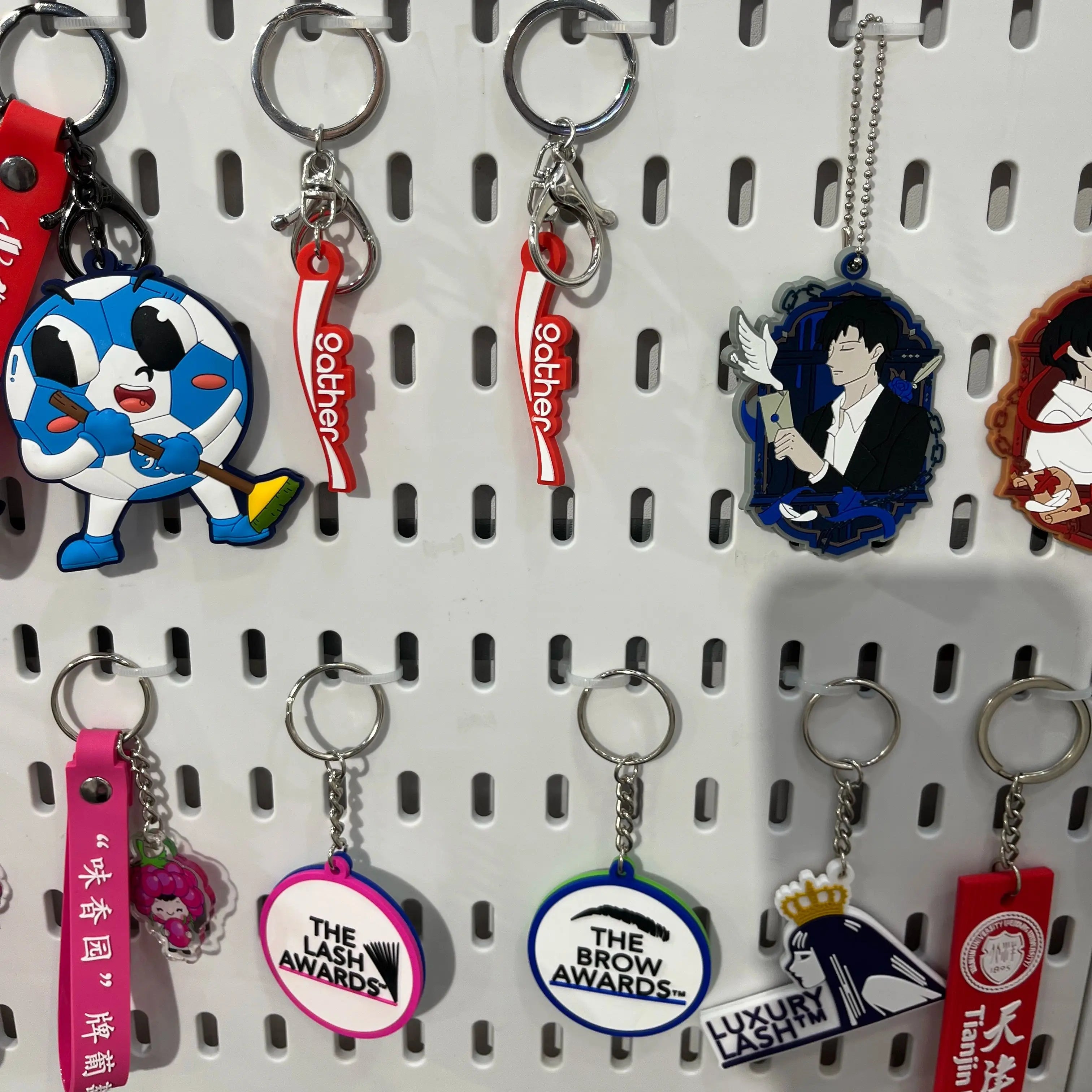 Personalized Custom Logo Promotional Soft Pvc Keychain Personalized Plastic Silicone Rubber Flexible Pvc Keychain Design