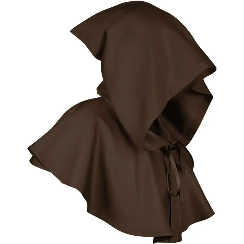 Ein dunkelbraunes Kapuzen-Mittelalter-Todesschleier-Kostüm aus Stoff mit einem einfachen, von der Rückseite gezeigten, gebundenen Taillengürtel.
