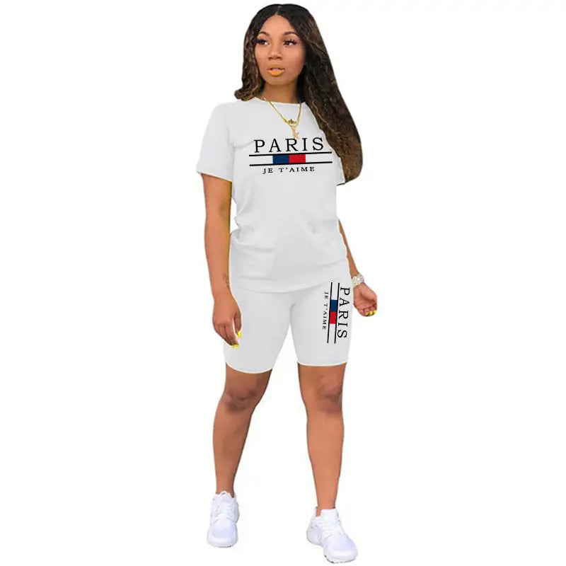 Haut à manches courtes et short assortis, ensemble deux pièces style tracksuit, avec « Paris je t’aime » imprimé, pour femmes, comportant un type de fermeture à enfiler