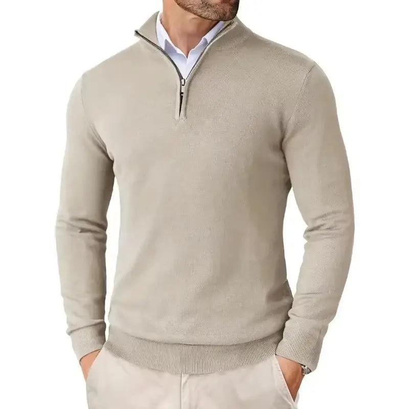 Pull-over homme beige à col zippé au quart, coupe slim, avec poignets et bas côtelés, dans une conception à demi-zip