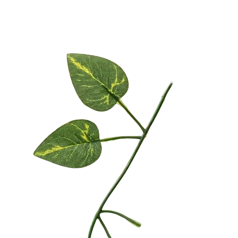 Green artificial plant ivy leaf garland 12m with textured foliage and subtle yellow vein detailing for outdoor decor