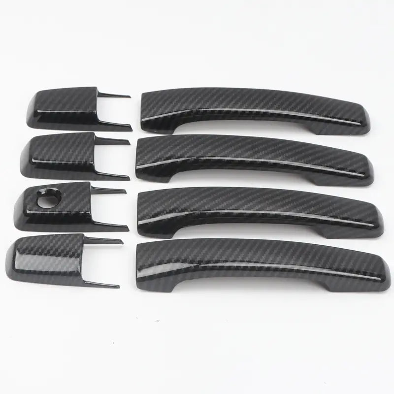 Lot de caches de poignées de porte de voiture à texture en fibre de carbone noire pour la garniture de poignée de porte en chrome Mitsubishi Pajero 2007 à 2021.