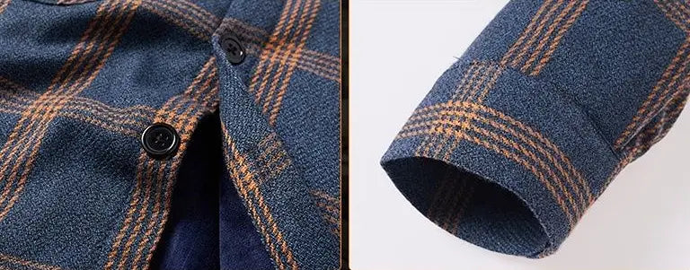 Herren-Vintage-Karoshemd im Casual-Stil mit Knopfverschluss aus blauem und beigem Flanell mit schwarzen Knöpfen.