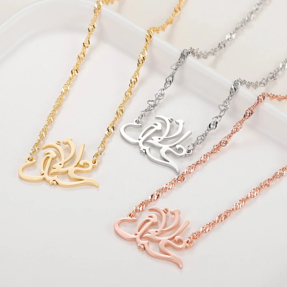 Mother's Day Gifts Personalized Arabic Pendant 18K Gold Plated Stainless Steel Chain  Arabic Calligraphy Name Necklace For Women