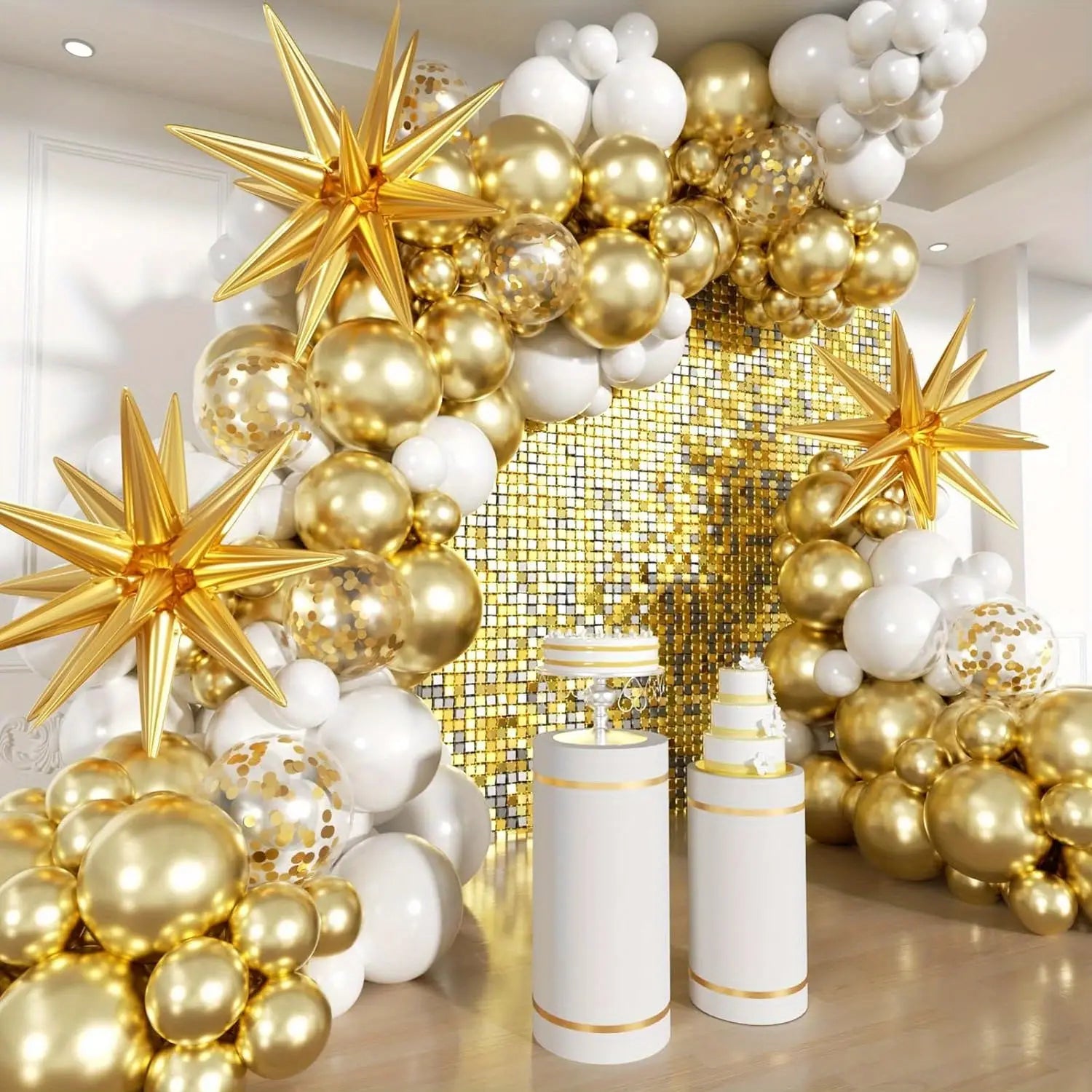 Un arco de corona con globo blanco y dorado brillante, adornado con decoraciones con forma de estrellas para la fiesta de cumpleaños, celebración de boda, aniversario y decoración de Eid.