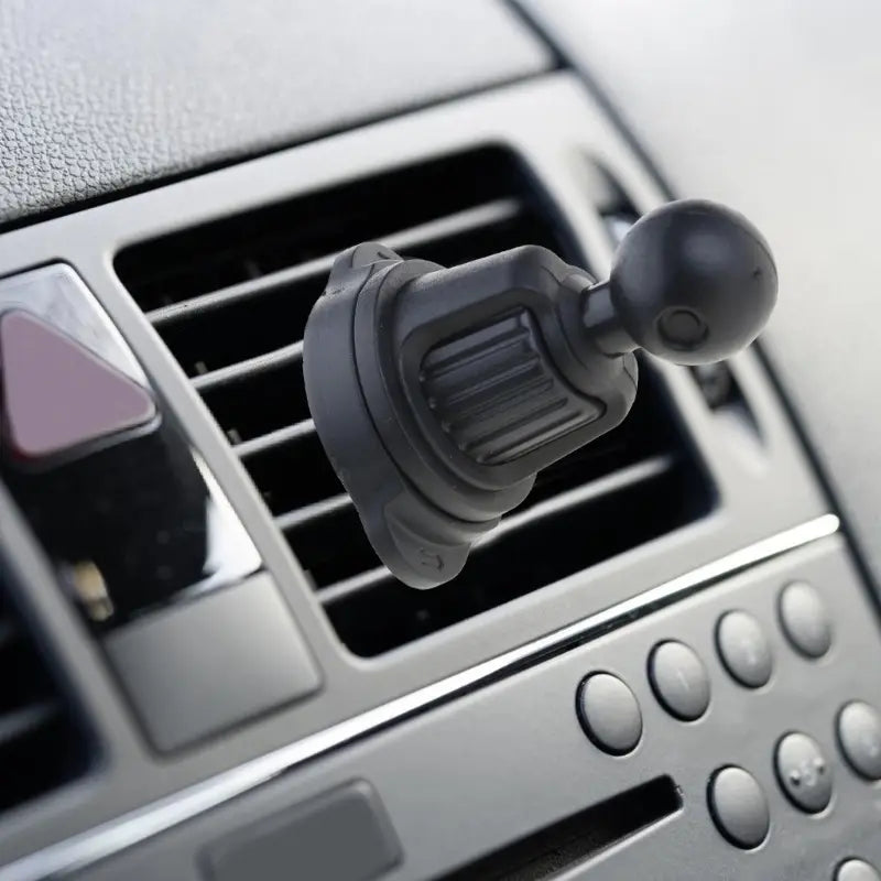 clip de fixation du support de téléphone pour grille d’aération de voiture en plastique noir, doté d’une articulation sphérique de 17 mm pour une utilisation sûre de la grille d’aération de la voiture.