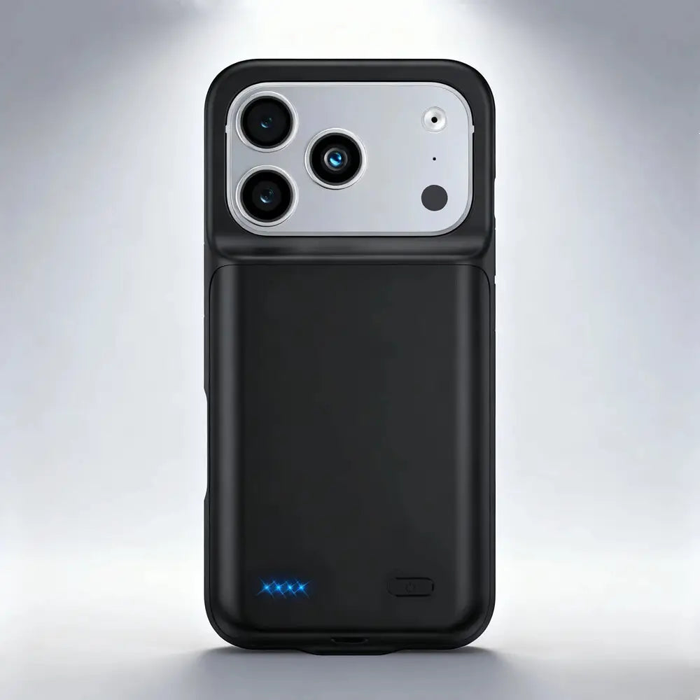 Schwarze Pro-Max-Akku-Ladehülle für iPhone 16- und 17-Serien, die die Rückseite mit integriertem Akku, silbernem Kameramodul und blauen LED-Anzeigenleuchten zeigt.