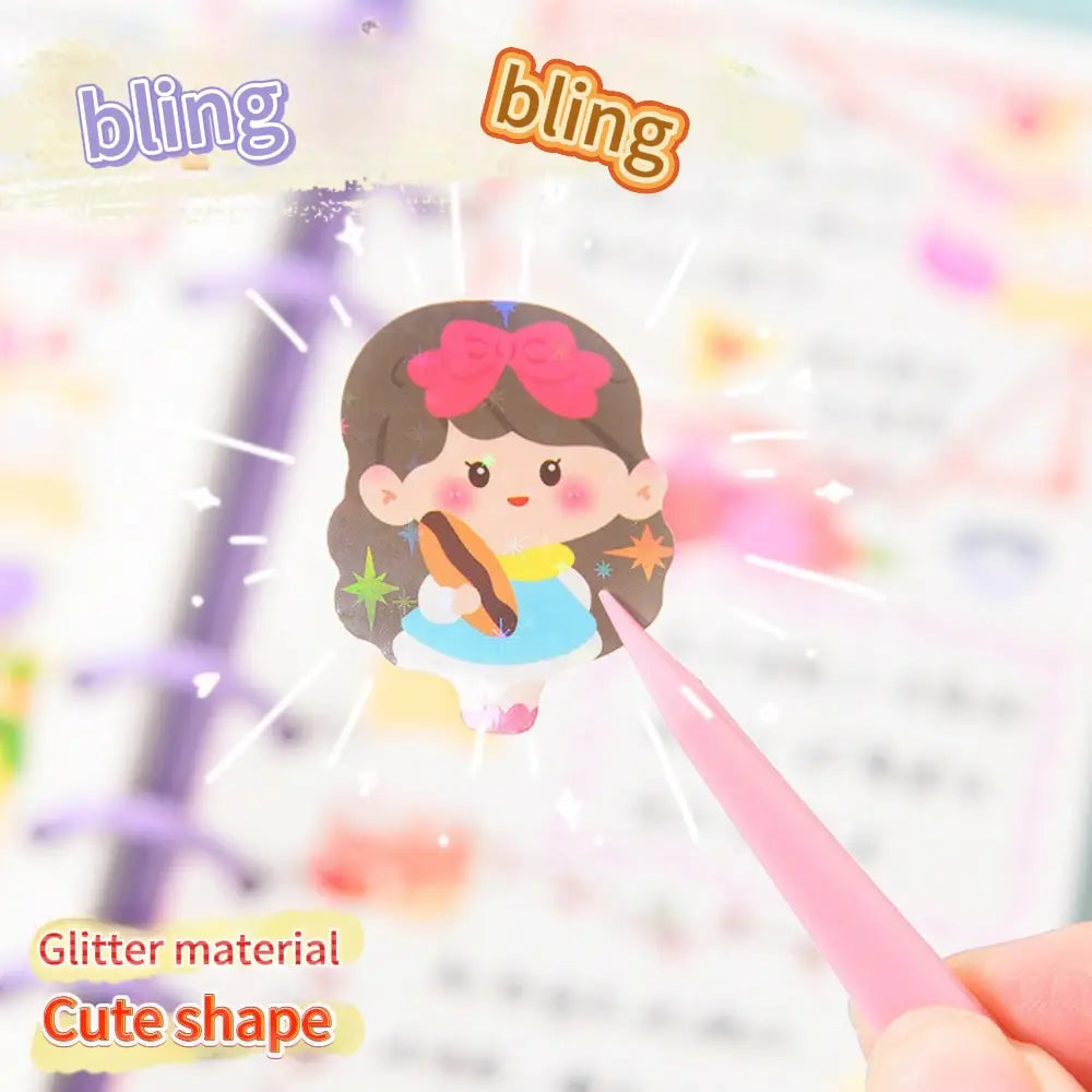 Ein glitzernder kawaii-hübscher Cartoon-Mädchenssticker mit einer pinken Schleife und einem blauen Kleid, entworfen für Scrapbooking- und Tagebuchdekoration.