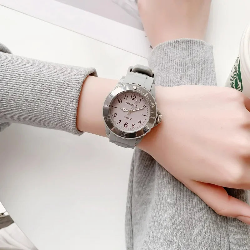 Children's Watches Boys and Girls Fall-proof Colorful Jelly Watch Quartz Wristwatch