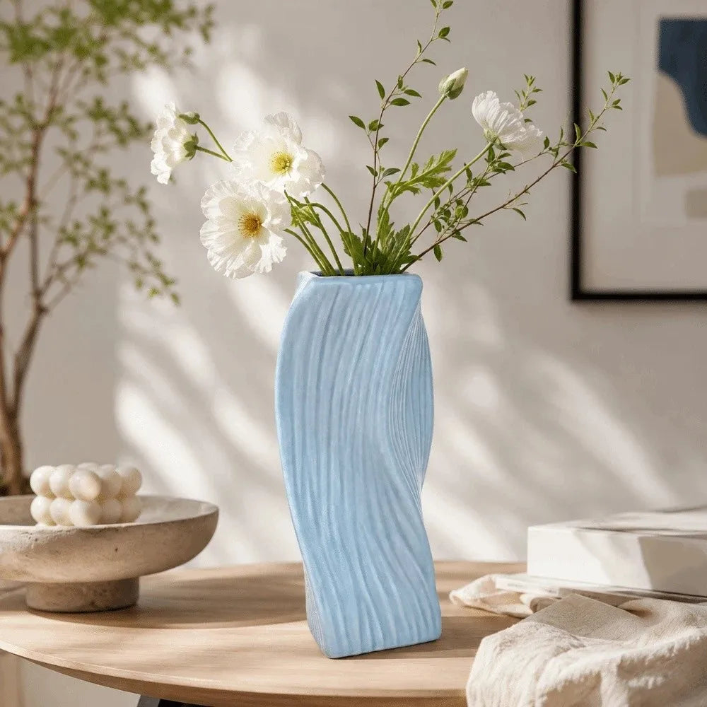 Twisted Design Flower Vase Home Decor Nordic Style Irregular Vases Pots Wave Pattern Plastic Aesthetic Vase Living Room Décor