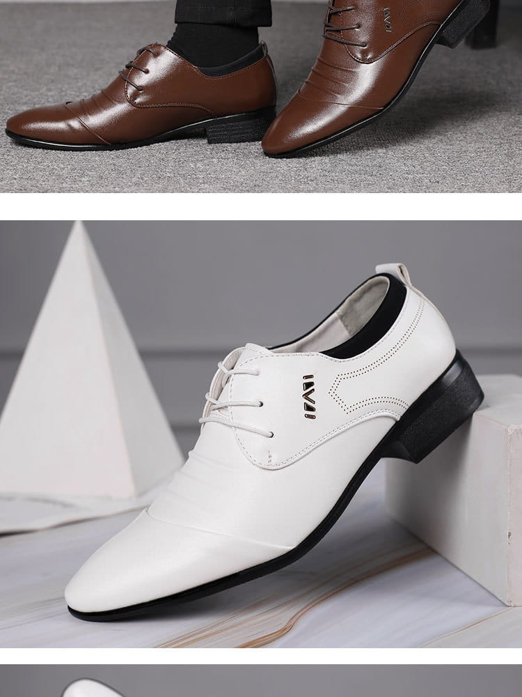 Zapatos de vestir formales de hombre de cuero blanco con cordones, con acentos negros y un logotipo sutil en el lateral.